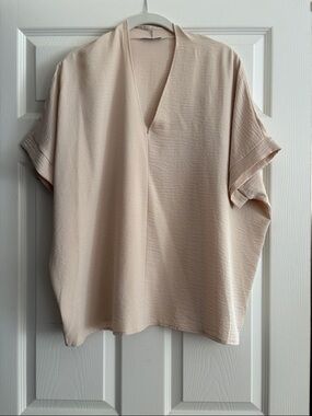JODIFL Short Sleeve Top in Light Beige